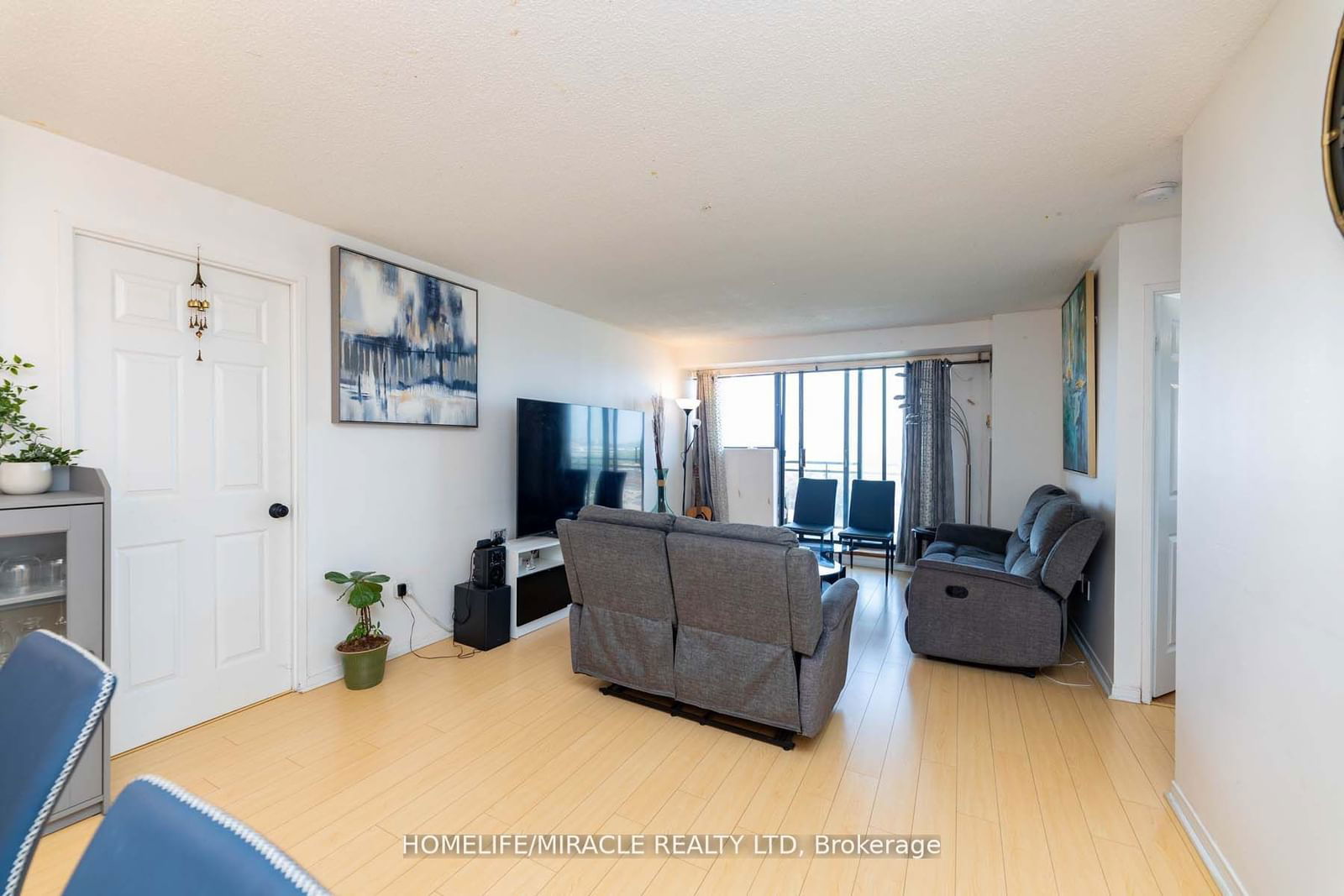 99 Blackwell Ave, unit 1108 for sale - image #9