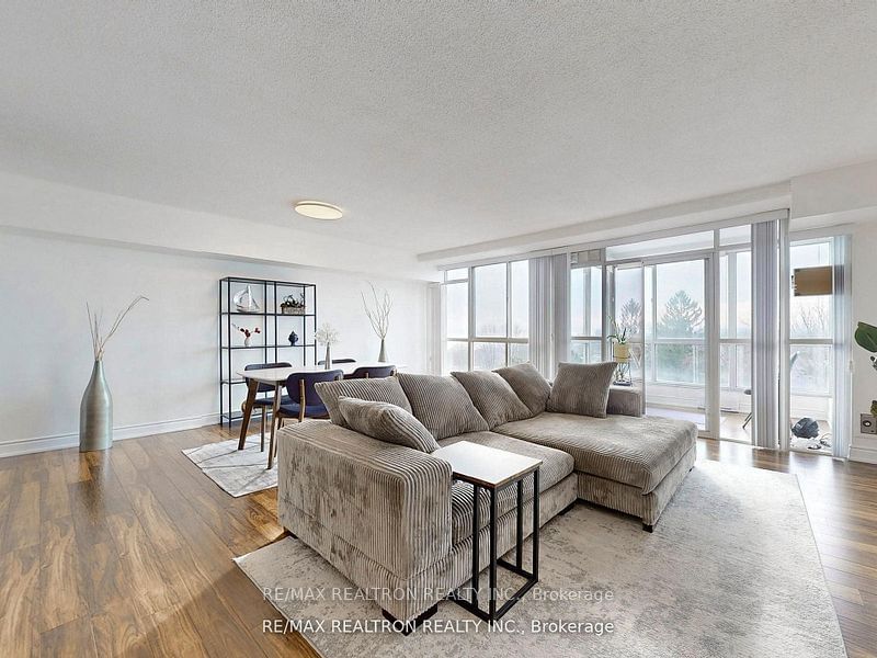 70 Cumberland Lane, unit 506 for sale - image #4