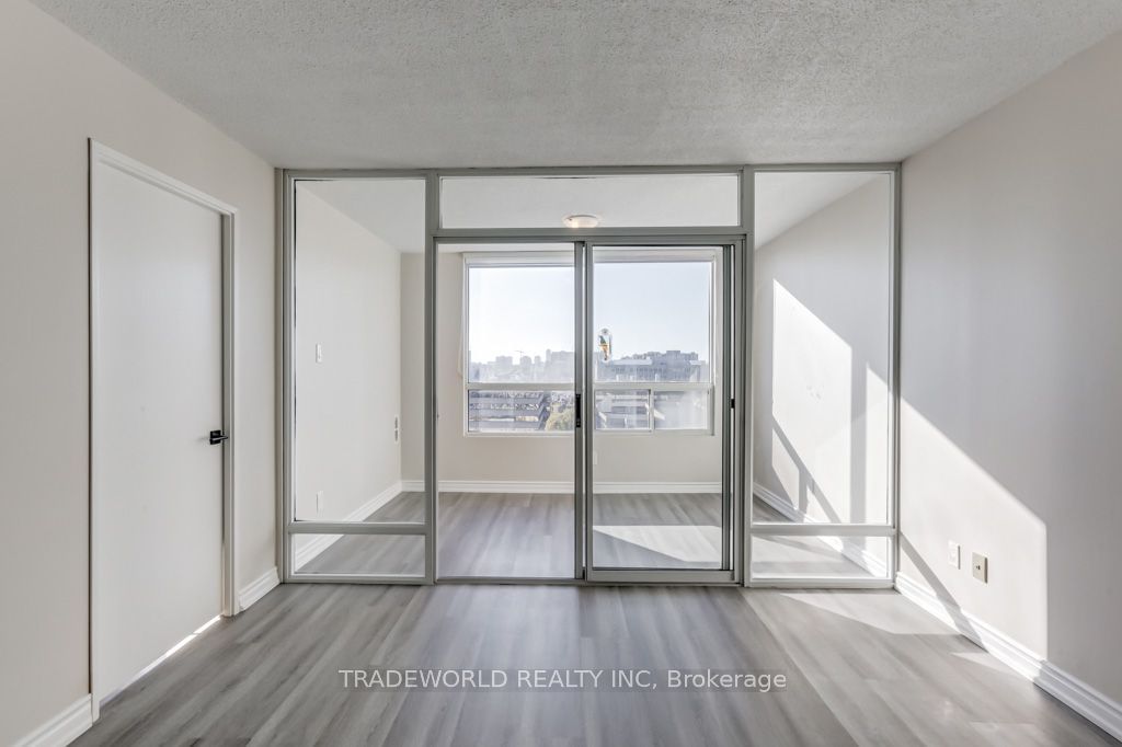 1 Reidmount Ave, unit 1003 for sale - image #12