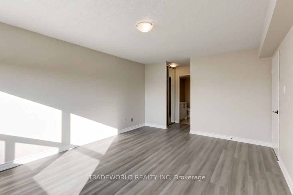 1 Reidmount Ave, unit 1003 for sale - image #25