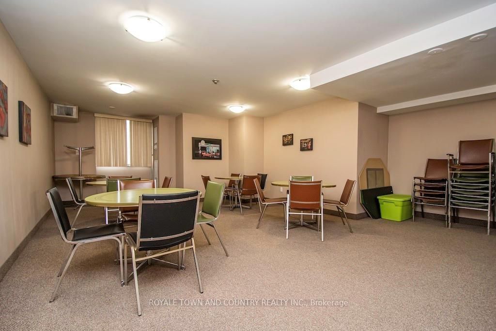 44 Falby Crt, unit 1611 for sale - image #39