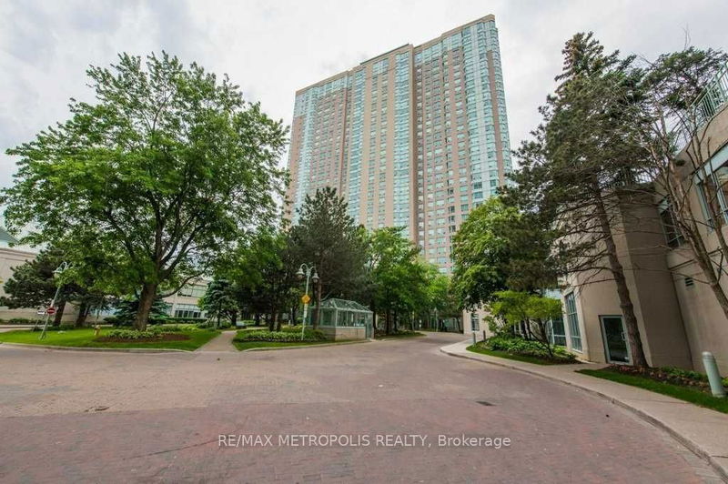 68 Corporate Dr, unit 623 for sale - image #1