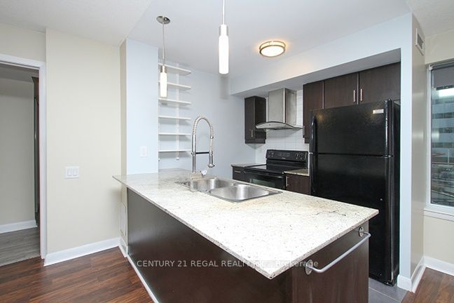 190 Borough Dr, unit 502 for rent - image #2