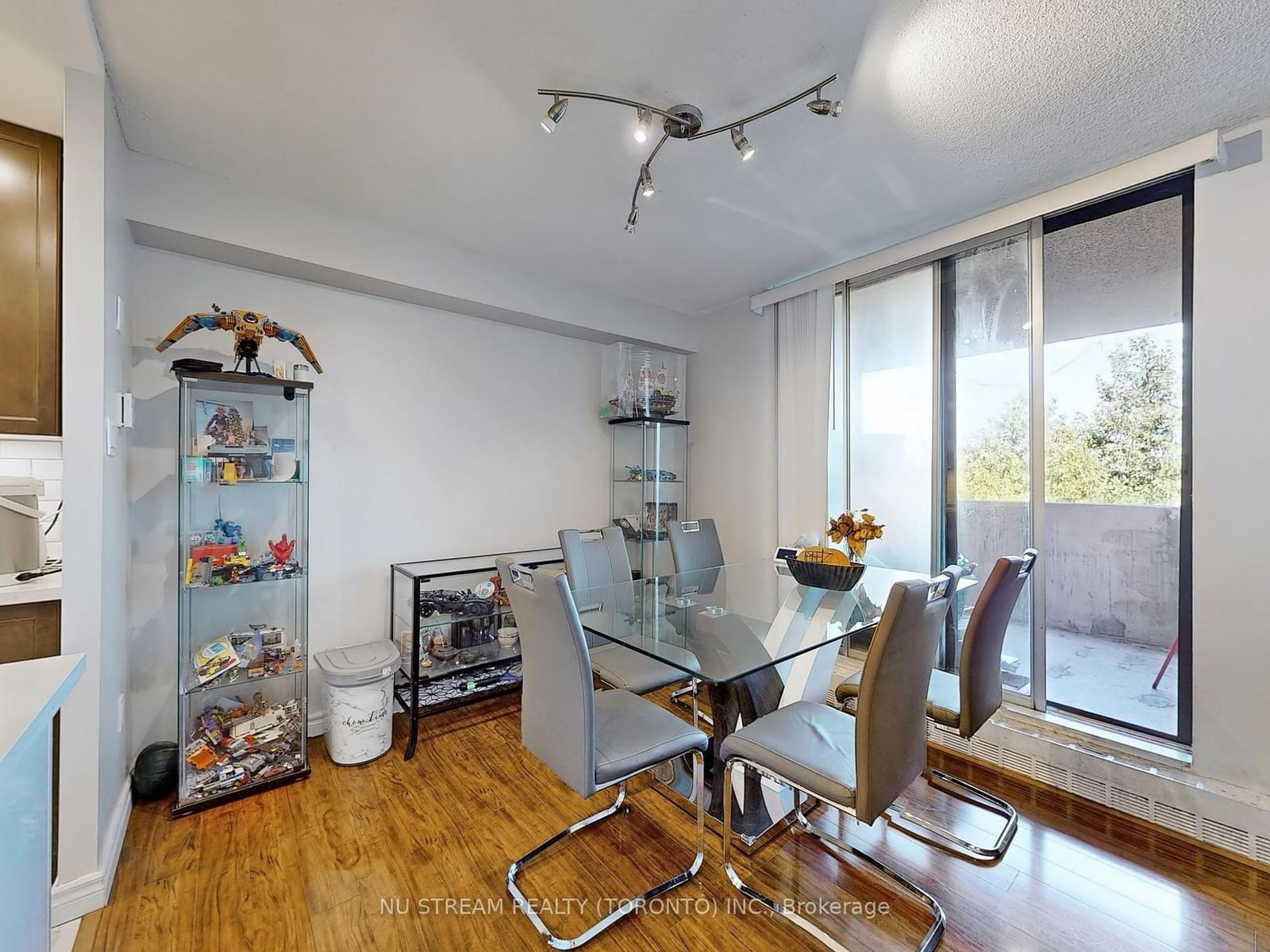 1705 Mccowan Rd, unit 311 for sale - image #5