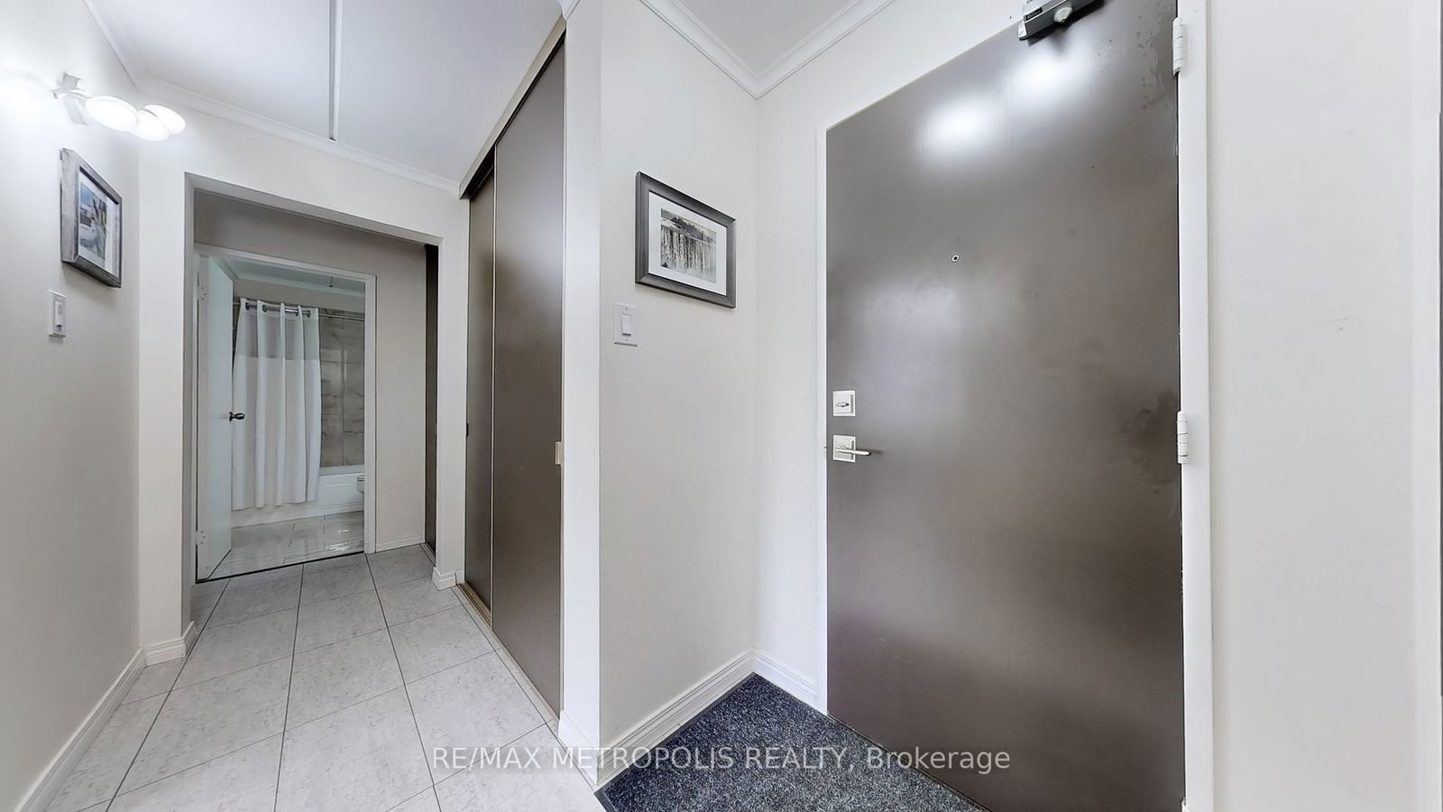 2 Glamorgan Ave, unit 509 for sale - image #4