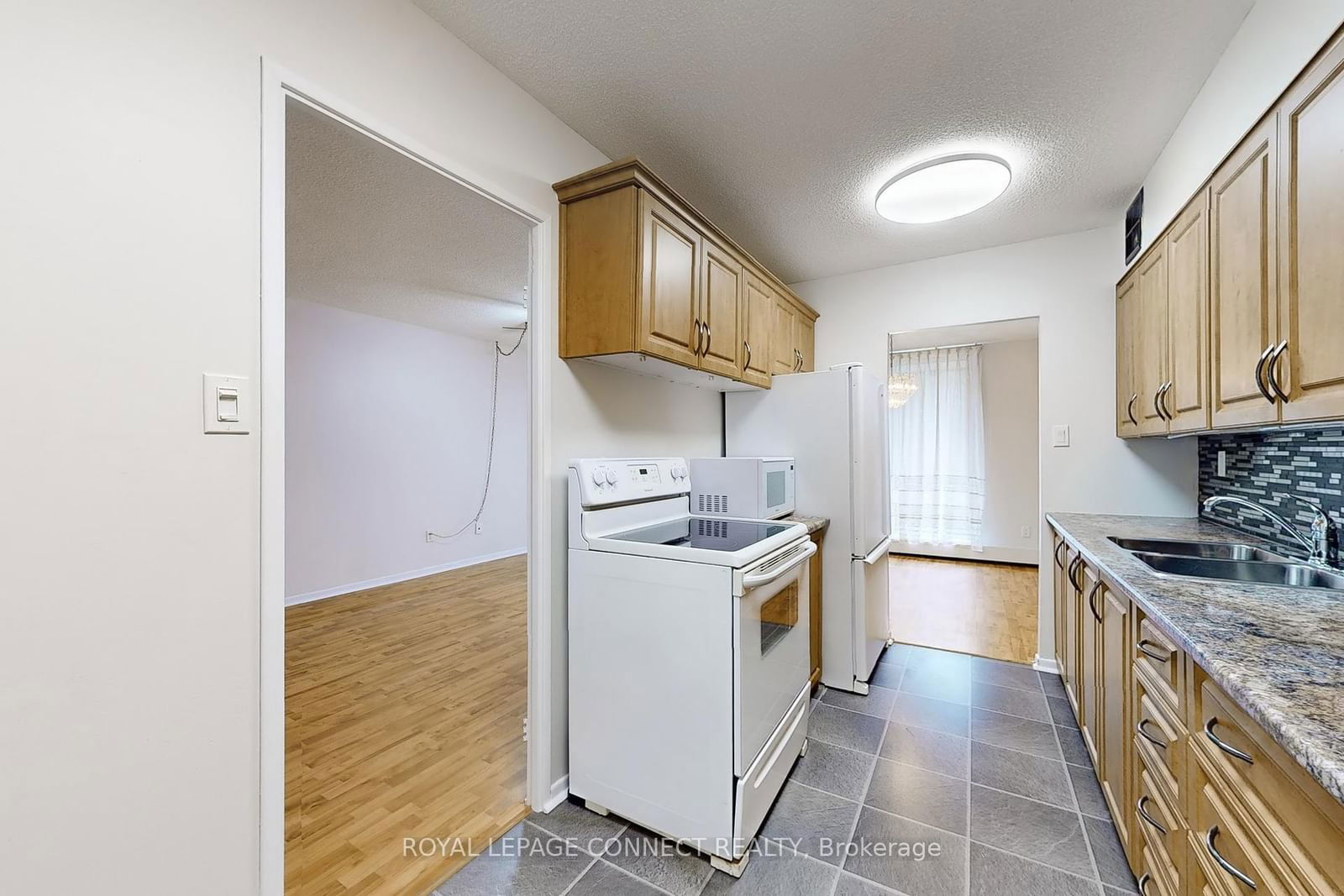 1210 Radom St, unit 207 for sale - image #8