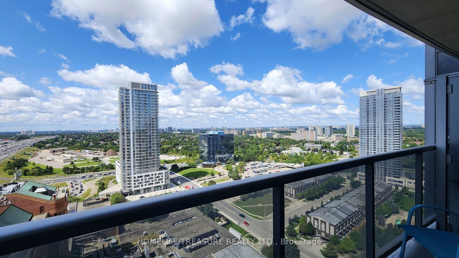 125 Village Green Sq, unit 2407 for sale - image #31