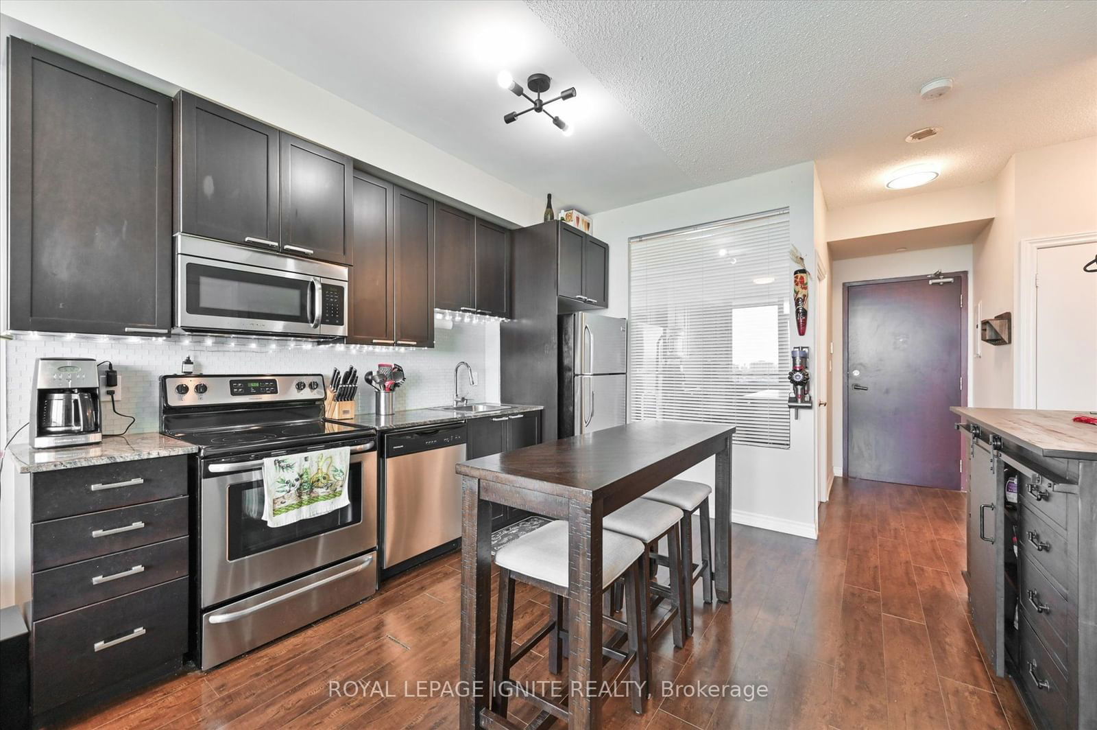 1328 Birchmount Rd, unit 1606 for sale - image #11