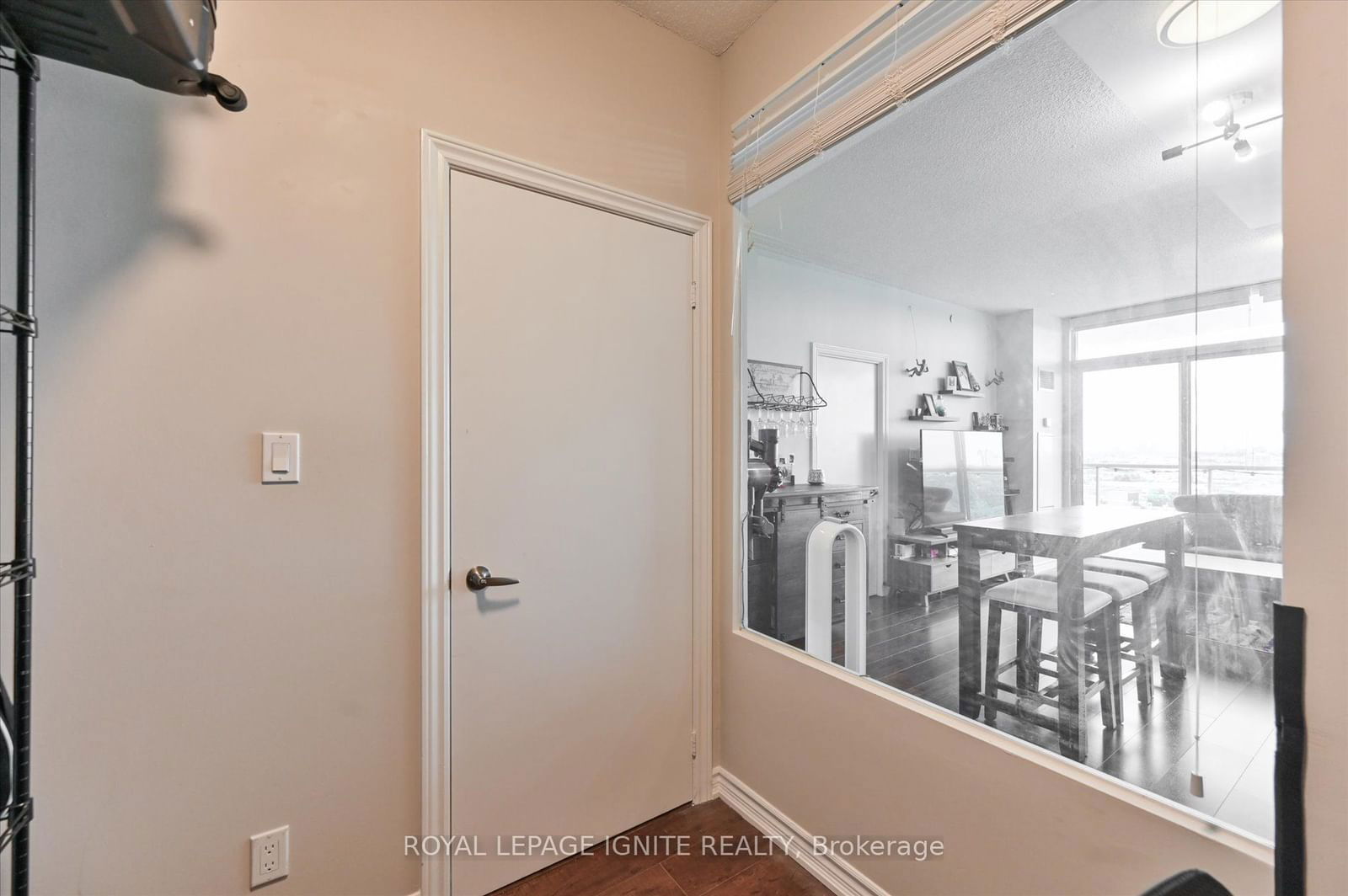 1328 Birchmount Rd, unit 1606 for sale - image #21