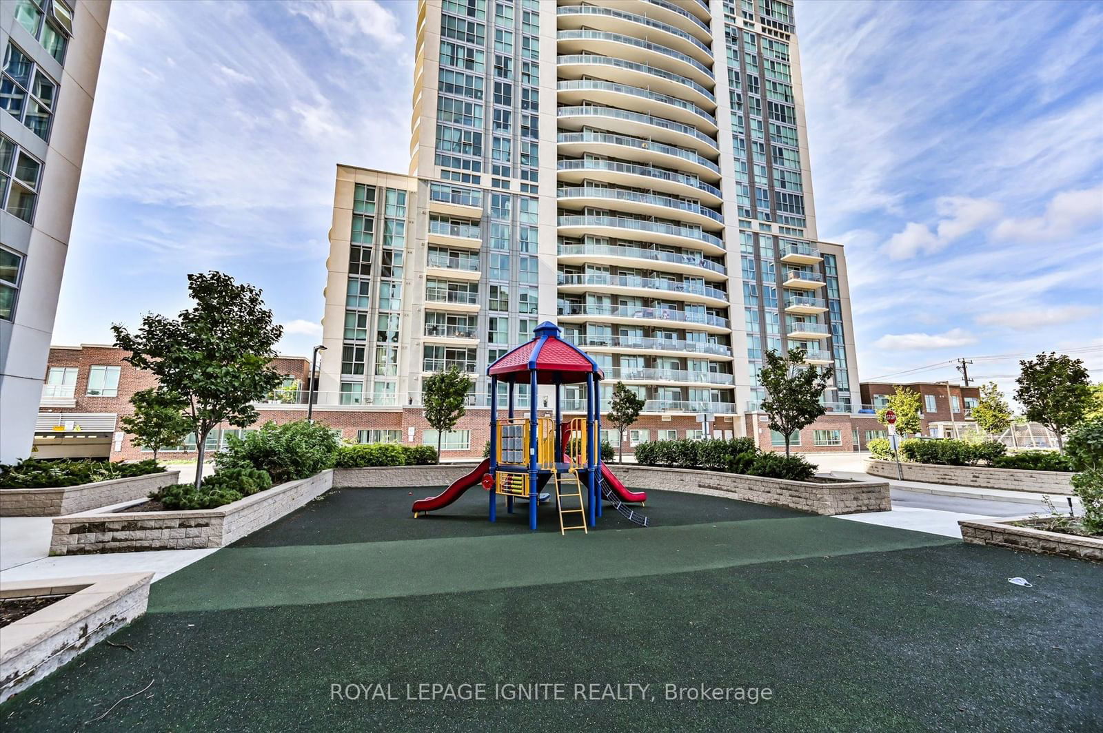 1328 Birchmount Rd, unit 1606 for sale - image #35