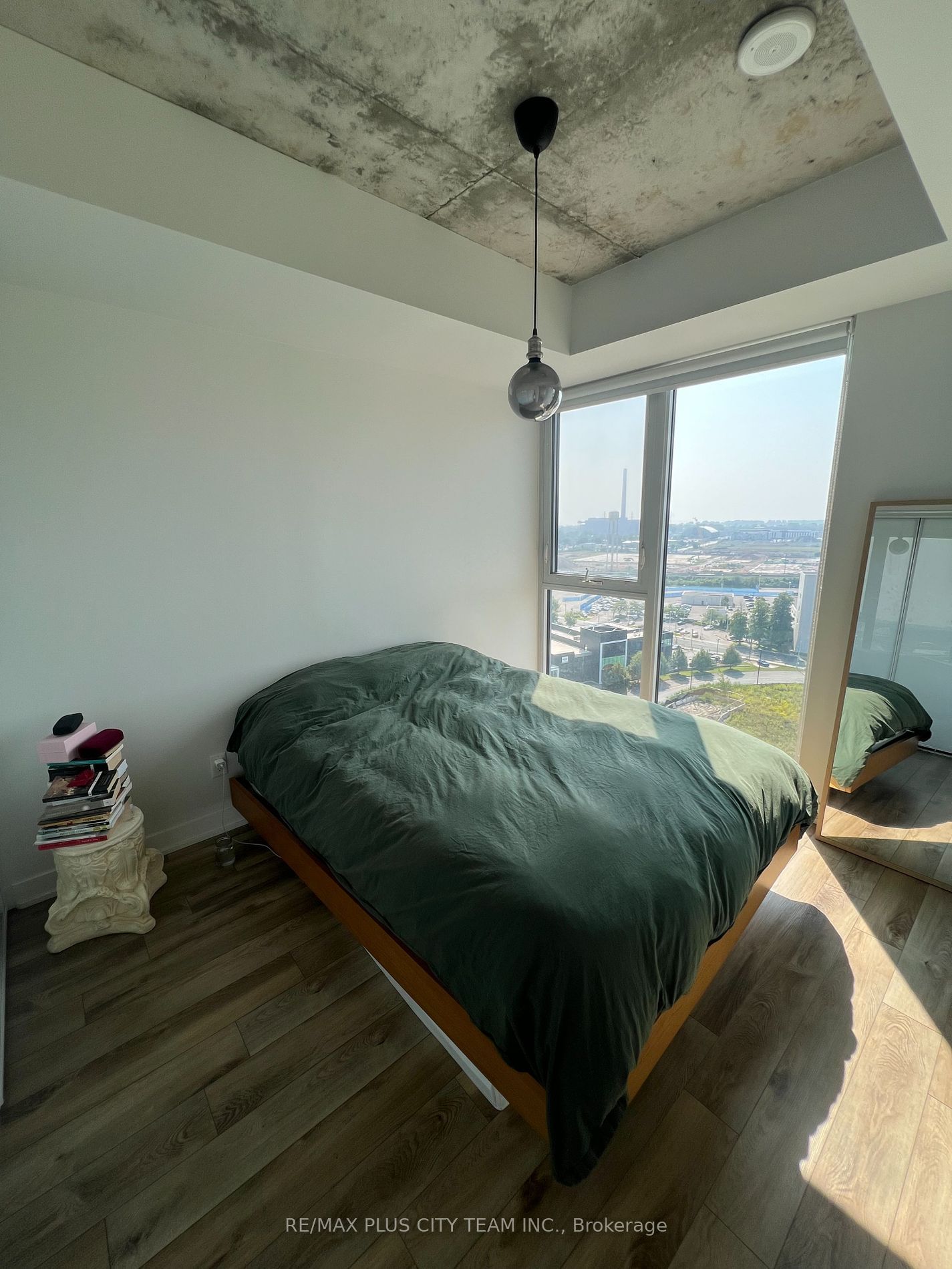 15 Baseball Pl, unit 1405 for rent - image #5