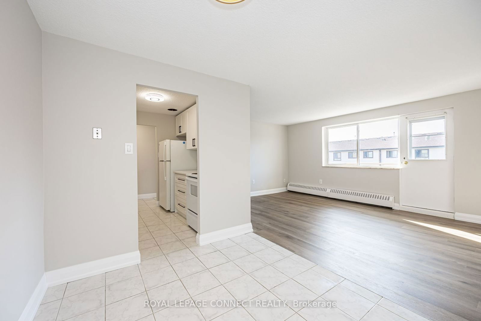 936 Glen St, unit 211 for sale - image #21