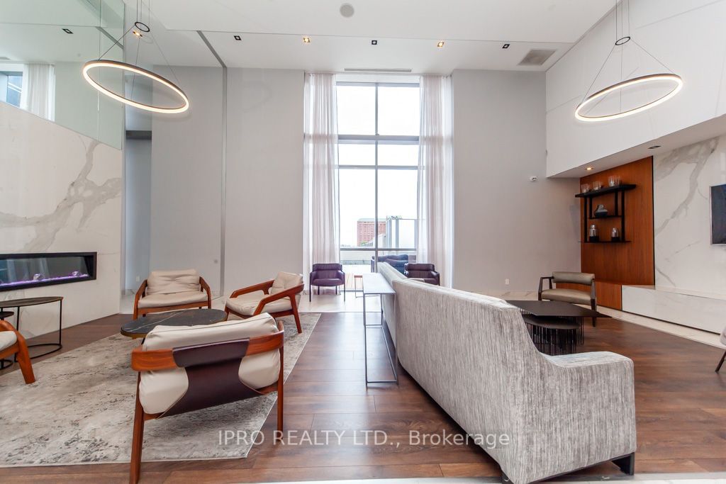 255 Village Green Sq, unit 3101 for sale - image #18