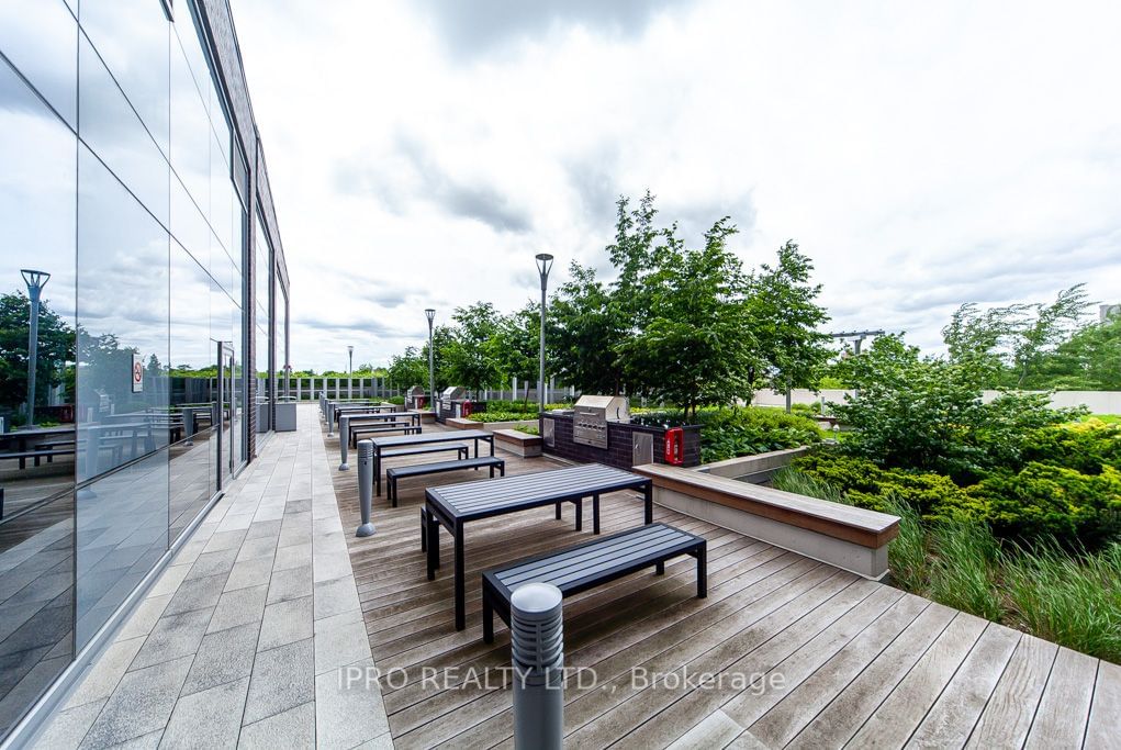 255 Village Green Sq, unit 3101 for sale