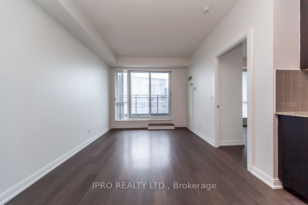 255 Village Green Sq, unit 3101 for sale - image #4