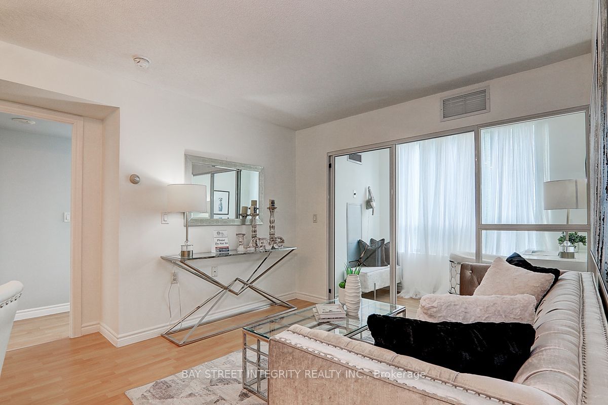 2627 Mccowan Rd, unit 605 for sale - image #12