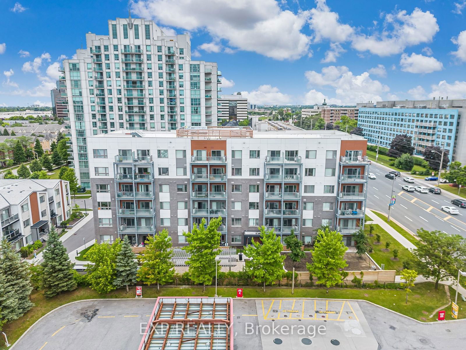 20 Orchid Place Dr, unit 404 for sale - image #3