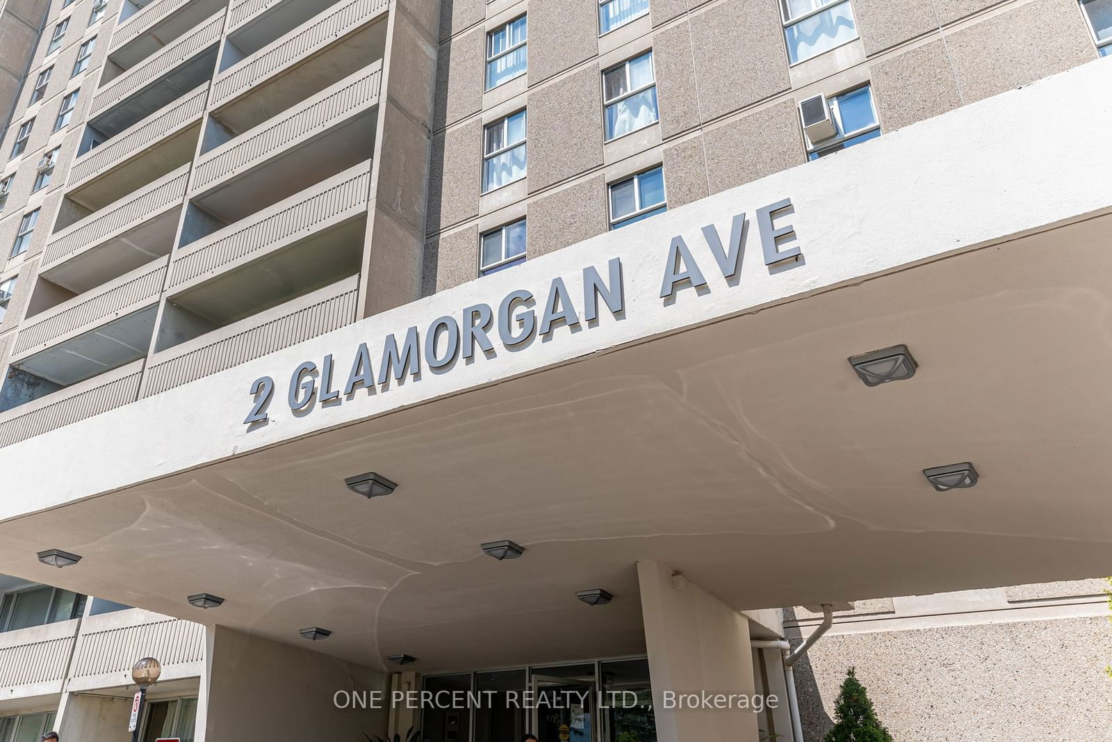 2 Glamorgan Ave, unit 1106 for sale