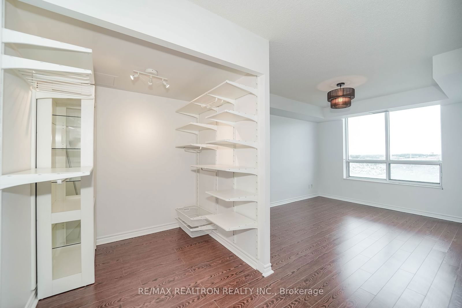 61 Town Centre Crt, unit 708 for sale - image #30