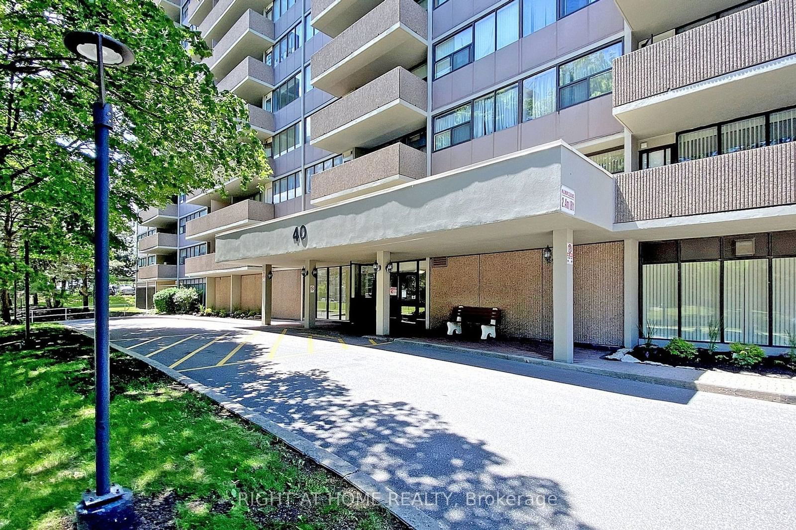 40 Bay Mills Blvd, unit 1002 for rent