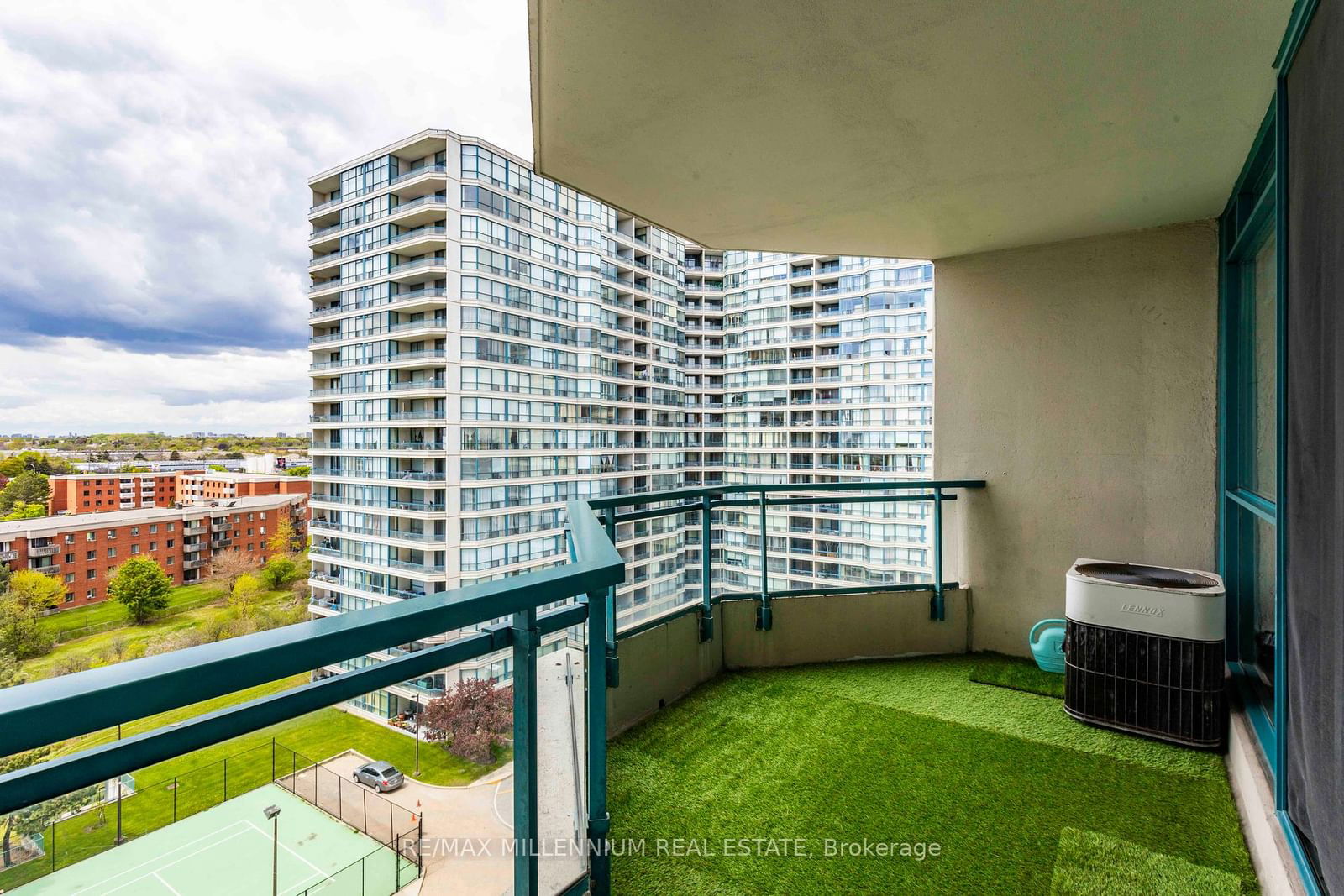 4727 Sheppard Ave, unit 1008 for sale - image #17