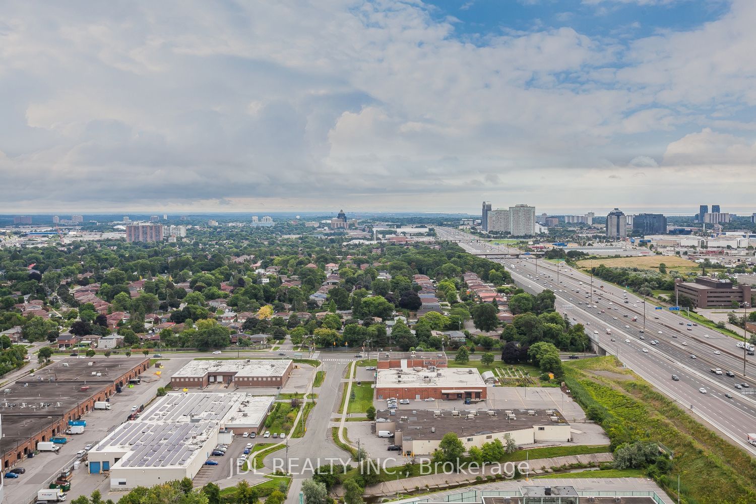 125 Village Green Sq, unit 3211 for sale - image #17