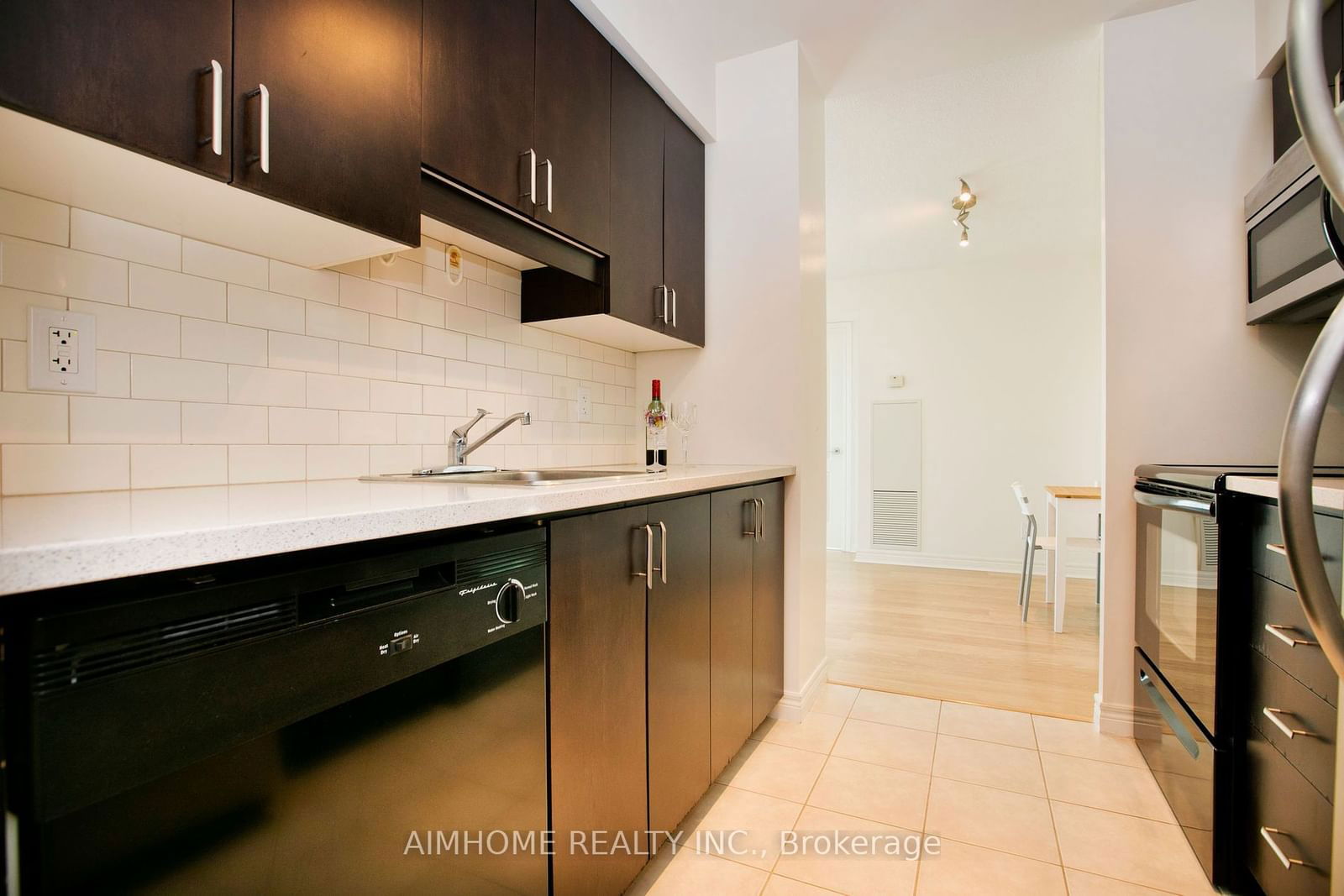 60 Town Centre Crt, unit 2402 for sale - image #13