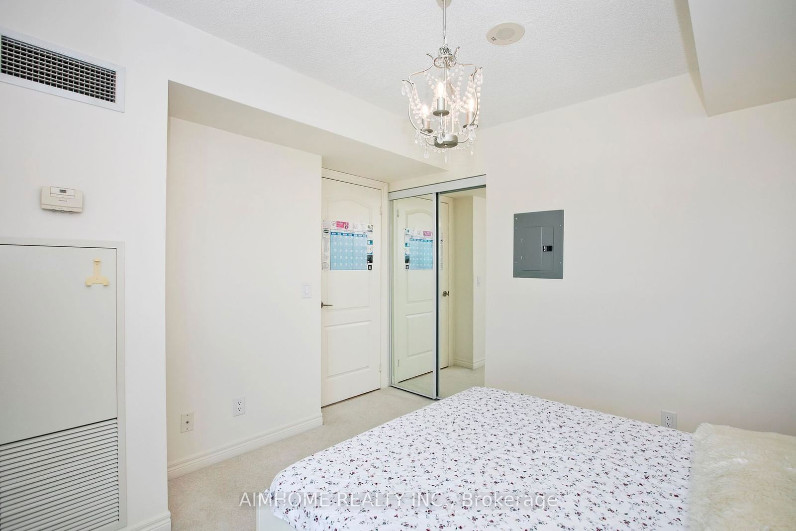 60 Town Centre Crt, unit 2402 for sale - image #21