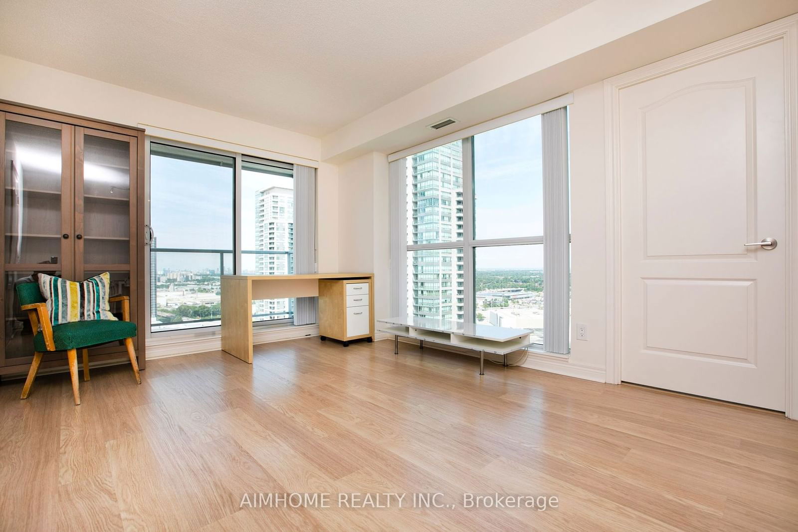 60 Town Centre Crt, unit 2402 for sale