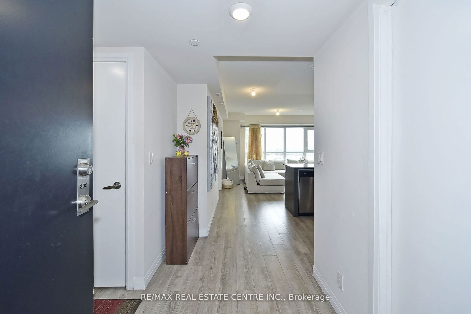 2152 Lawrence Ave E, unit 808 for sale