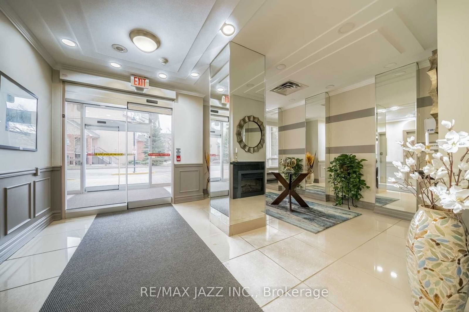 1200 The Esplanade N, unit 1104 for sale - image #29