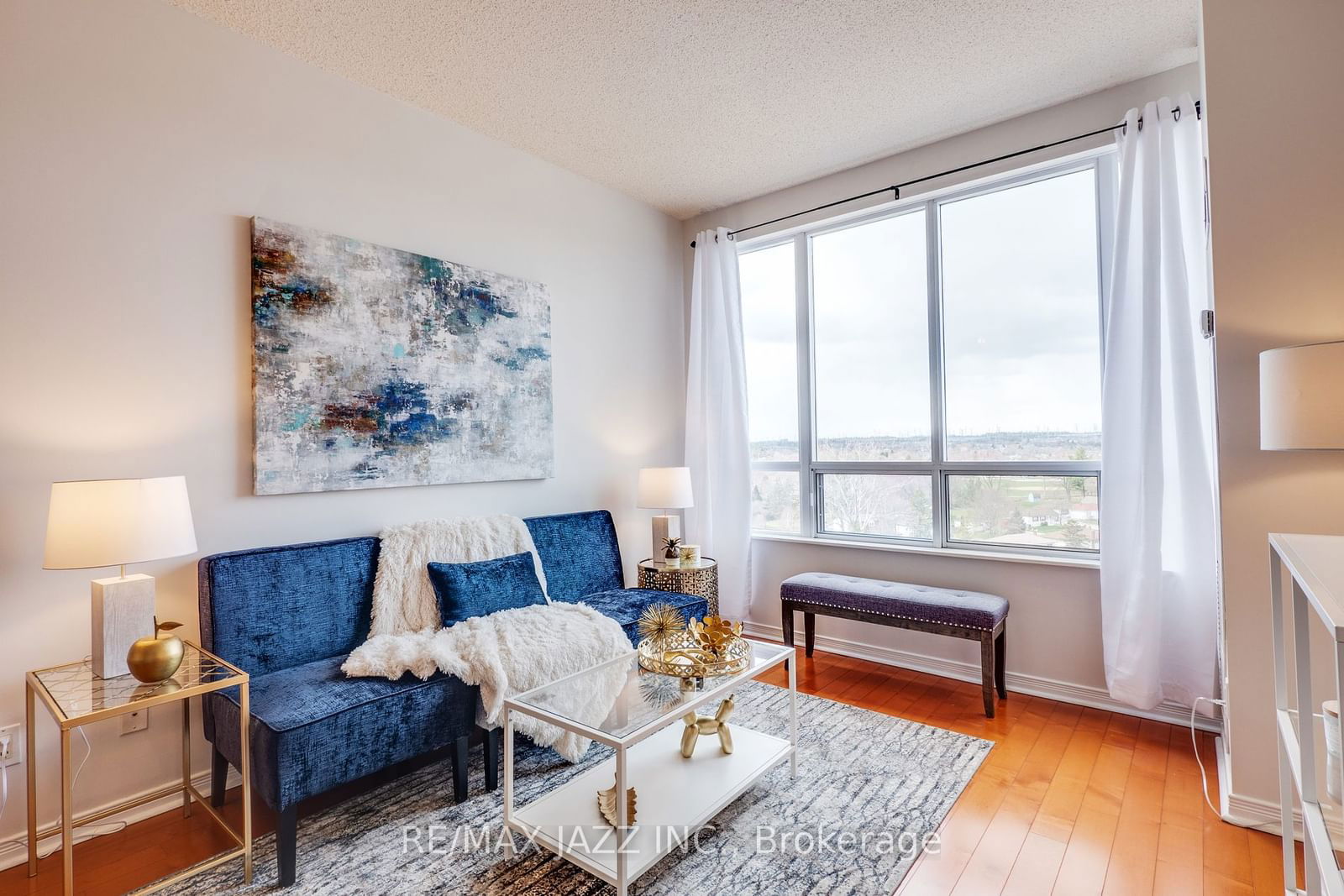 1200 The Esplanade N, unit 1104 for sale - image #5