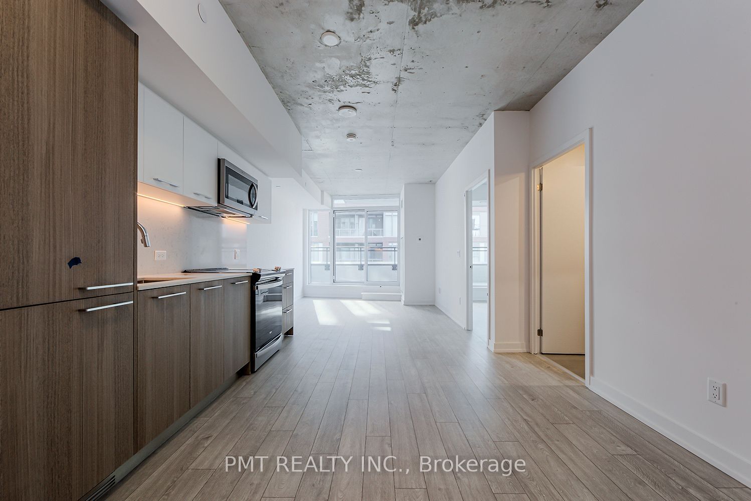 45 Baseball Pl, unit 504 for rent - image #3