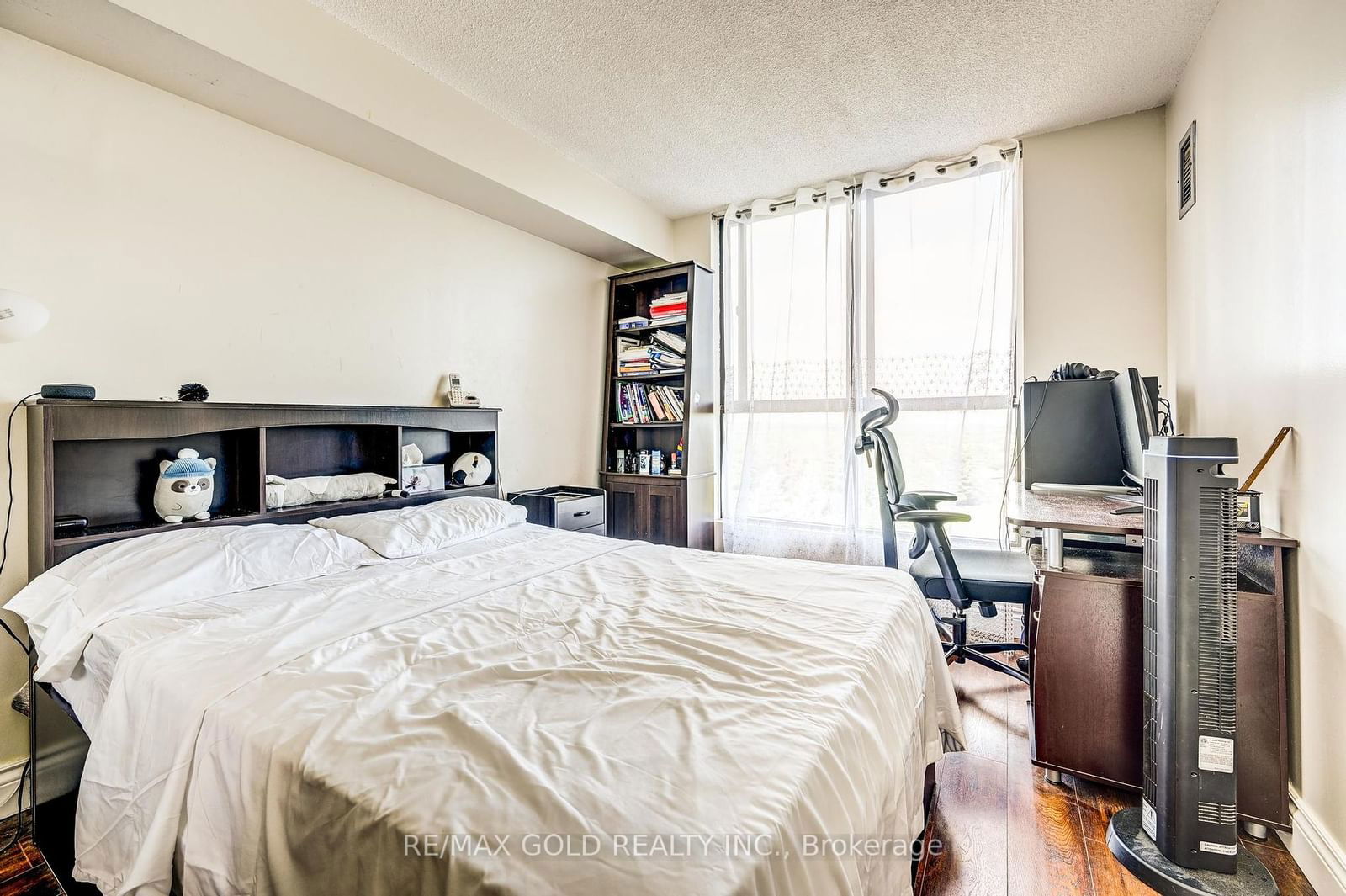 8 Silver Bell Grve, unit 709 for sale - image #33