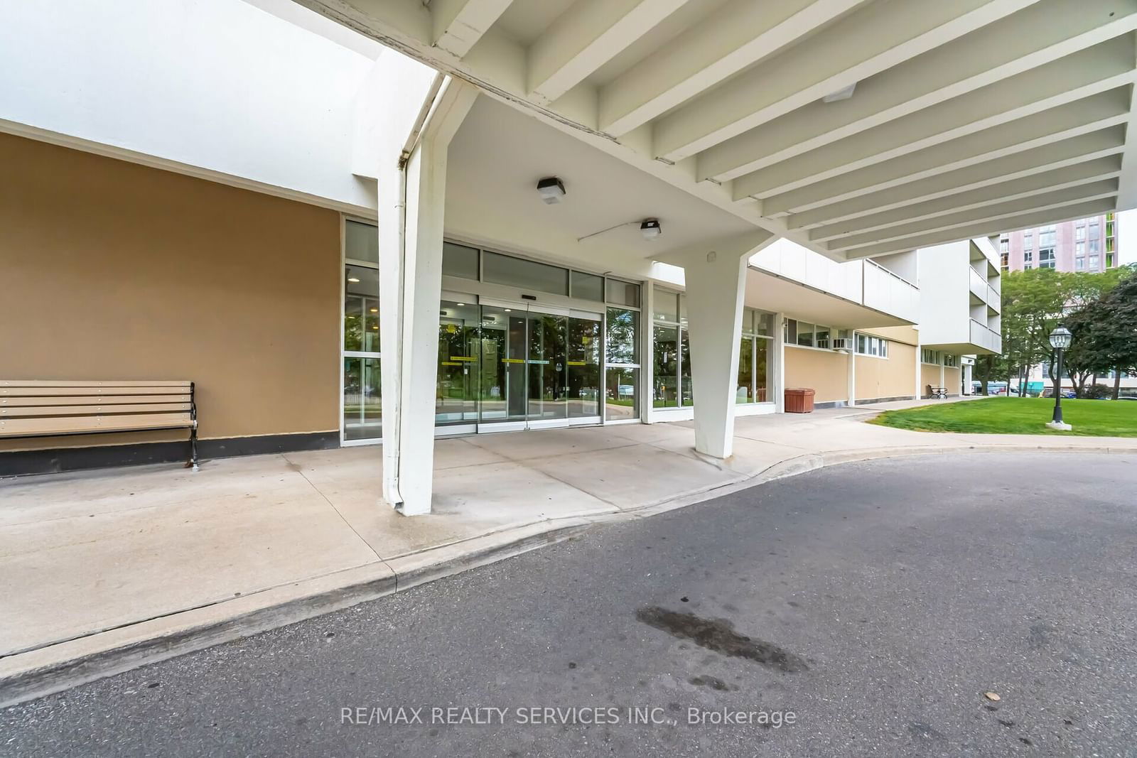 2550 Pharmacy Ave, unit 1705 for sale - image #3