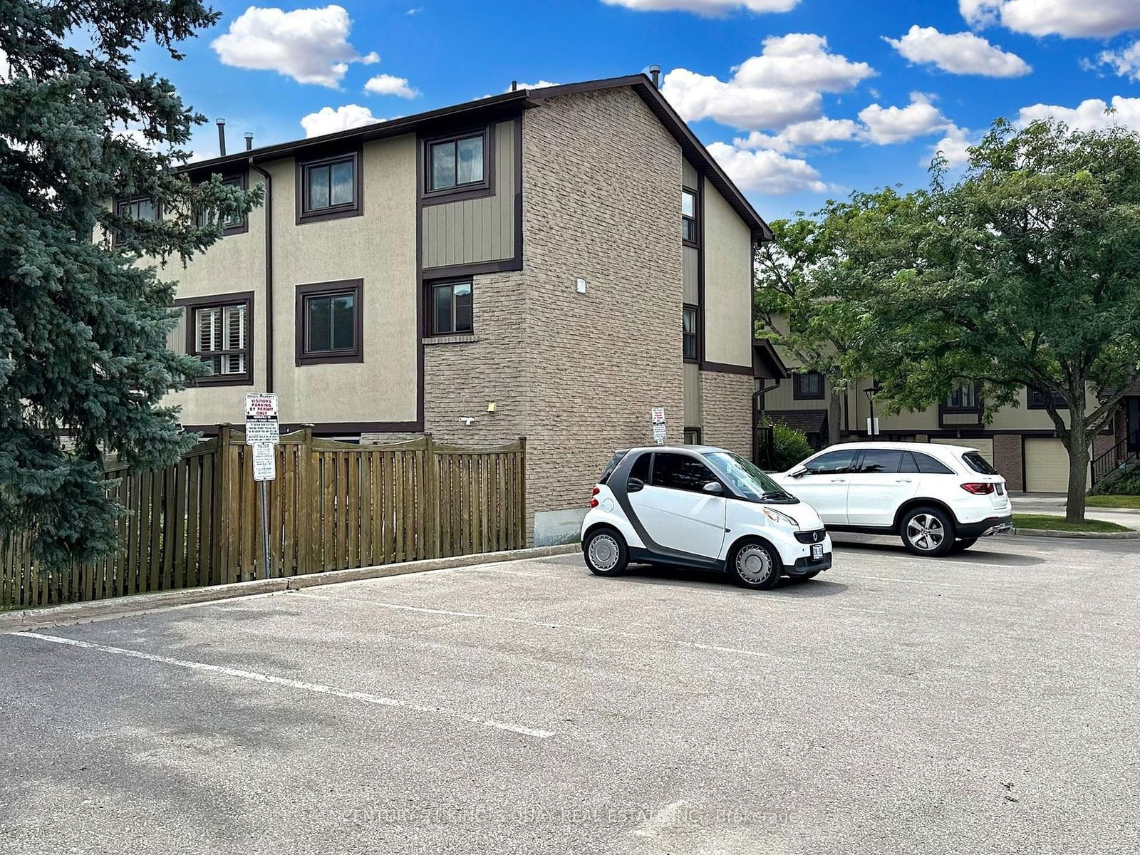 29 Fundy Bay Boulevard Townhomes, Scarborough, Toronto