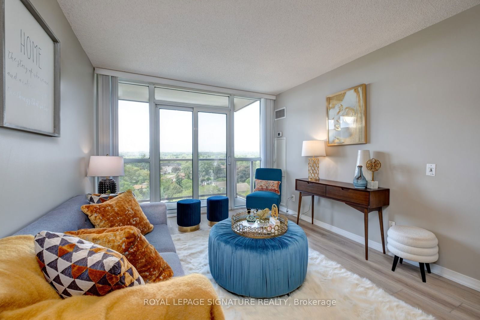 1200 The Esplanade N, unit 1018 for sale - image #5