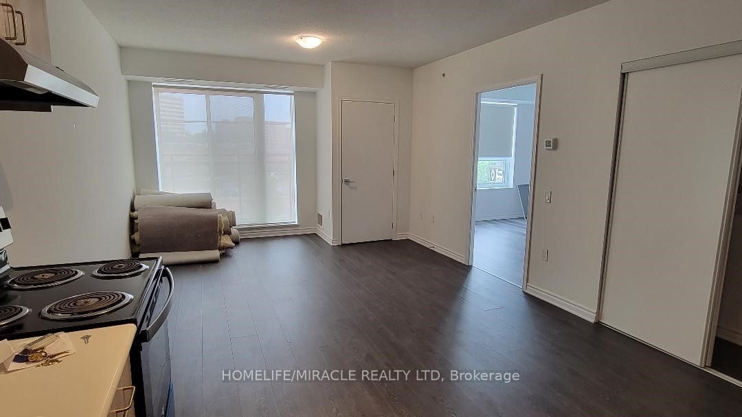 1 Falaise Rd, unit 221 for rent - image #6