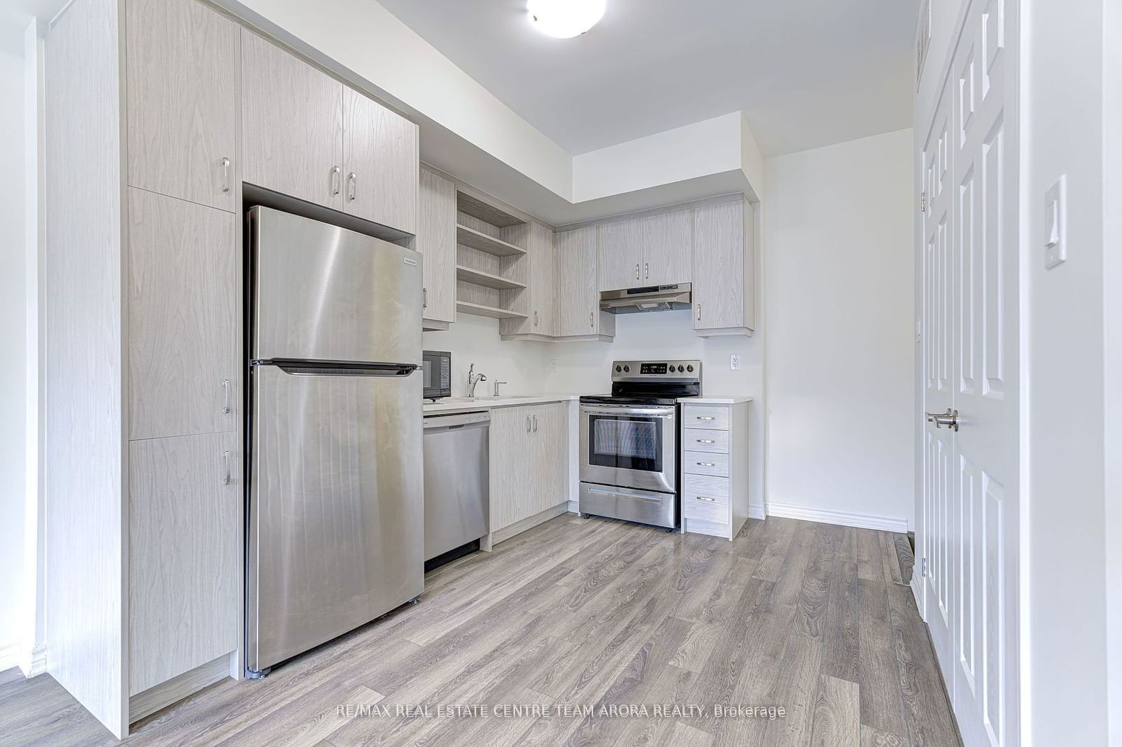 2791 Eglinton Ave E, unit 526 for rent