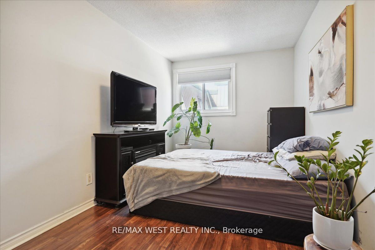 506 Normandy St, unit 37 for sale - image #3