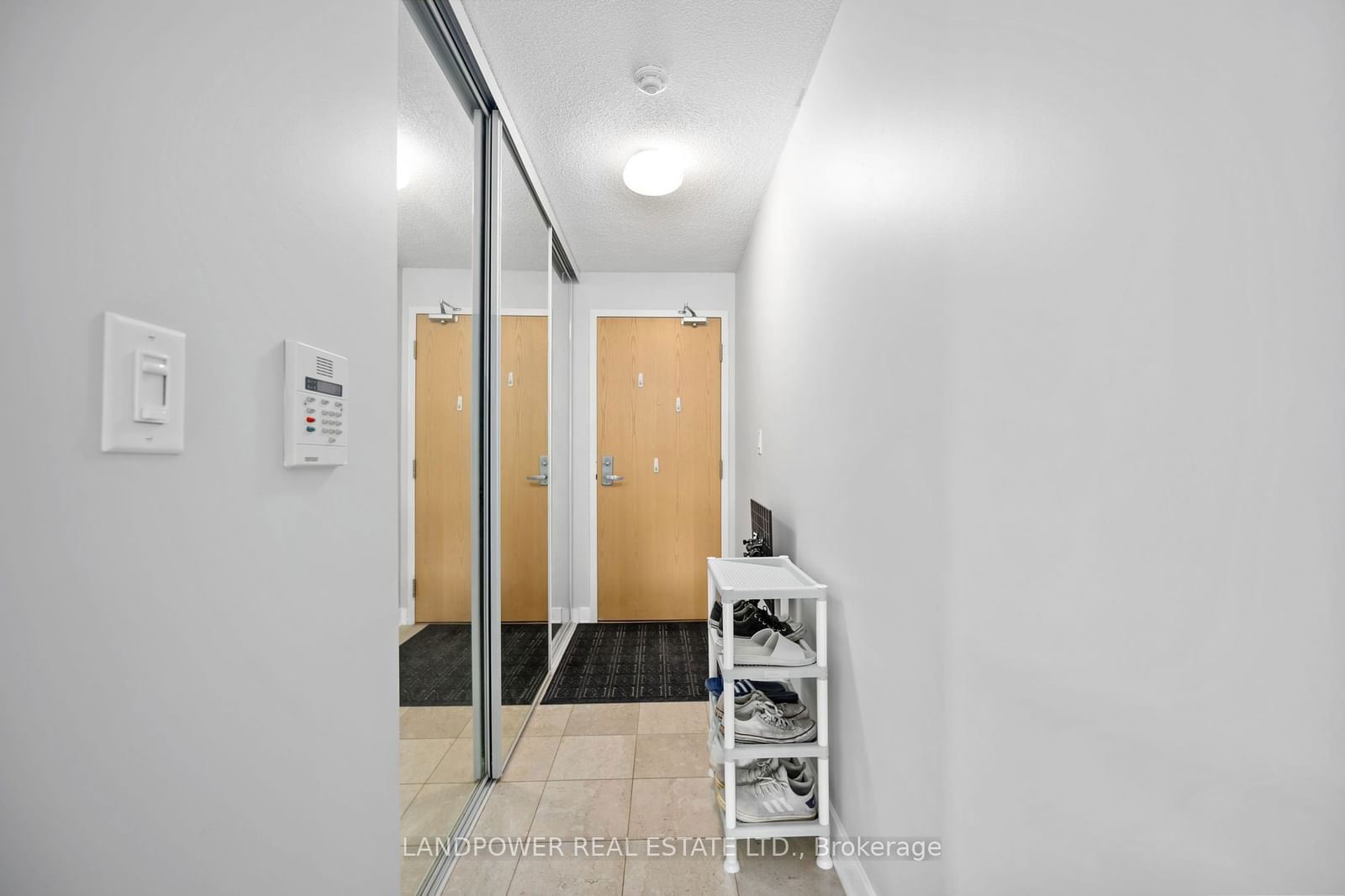 88 Grangeway Ave, unit 510 for sale - image #14