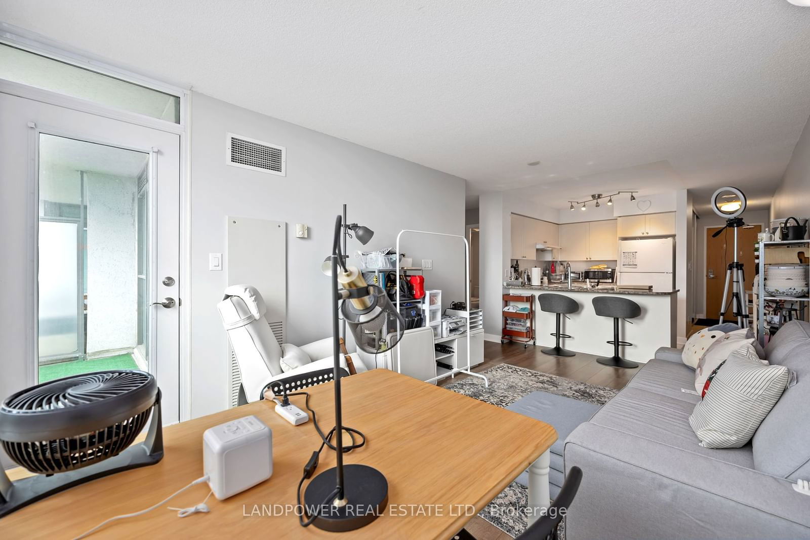 88 Grangeway Ave, unit 510 for sale