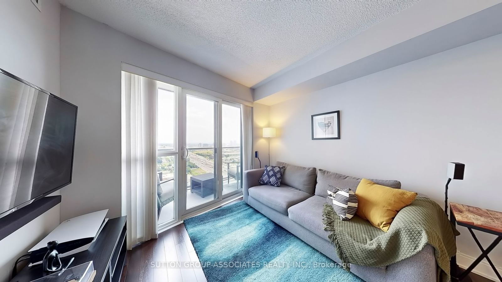 125 Village Green Sq, unit 3411 for sale