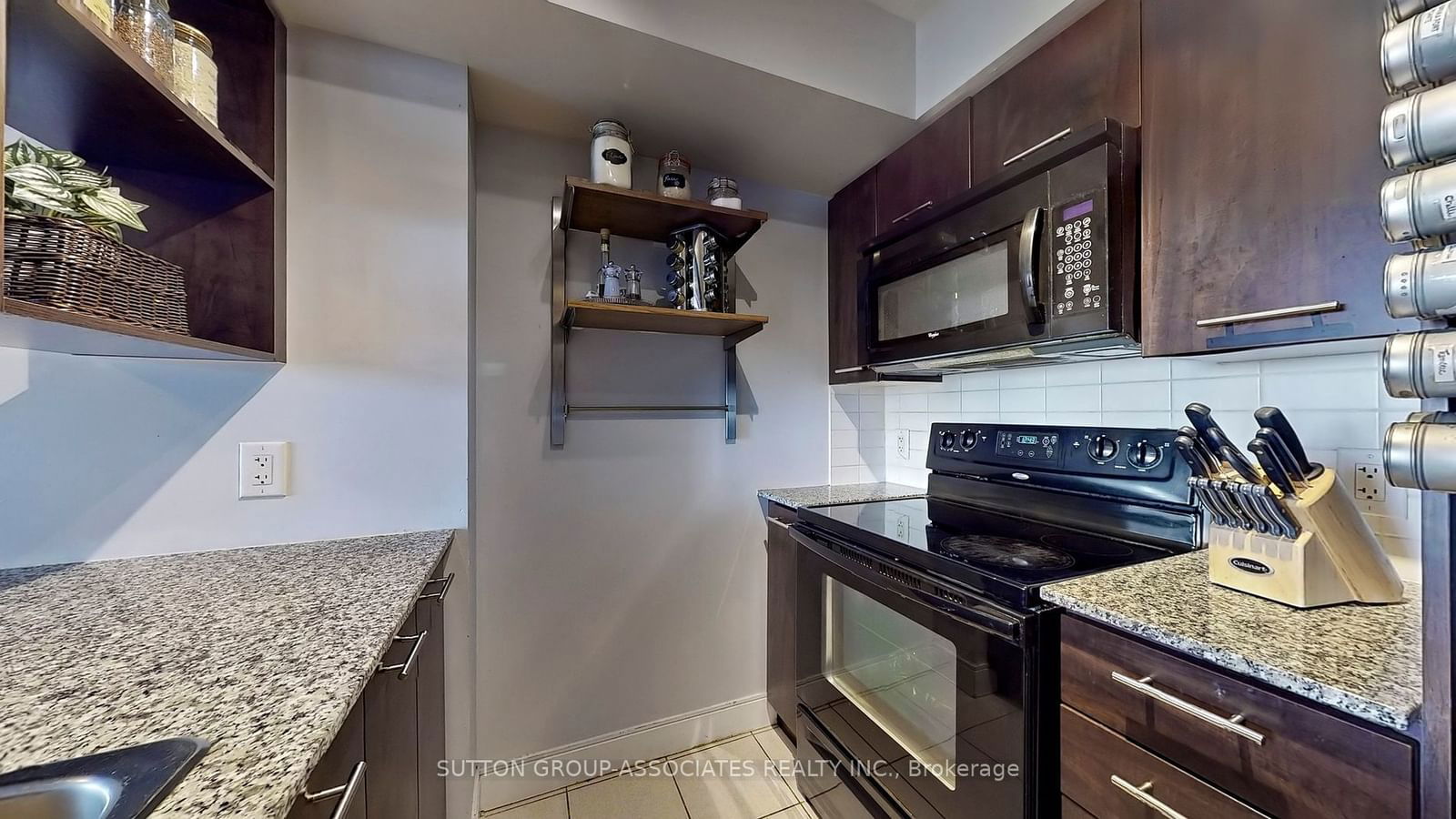 125 Village Green Sq, unit 3411 for sale - image #5