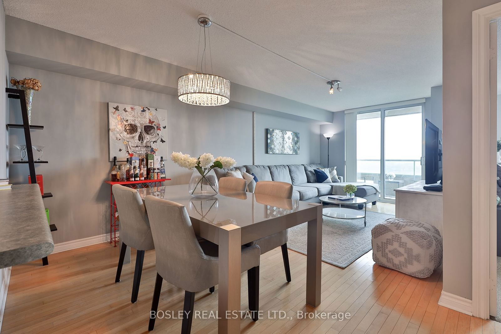 61 Town Centre Crt E, unit 2201 for sale - image #1