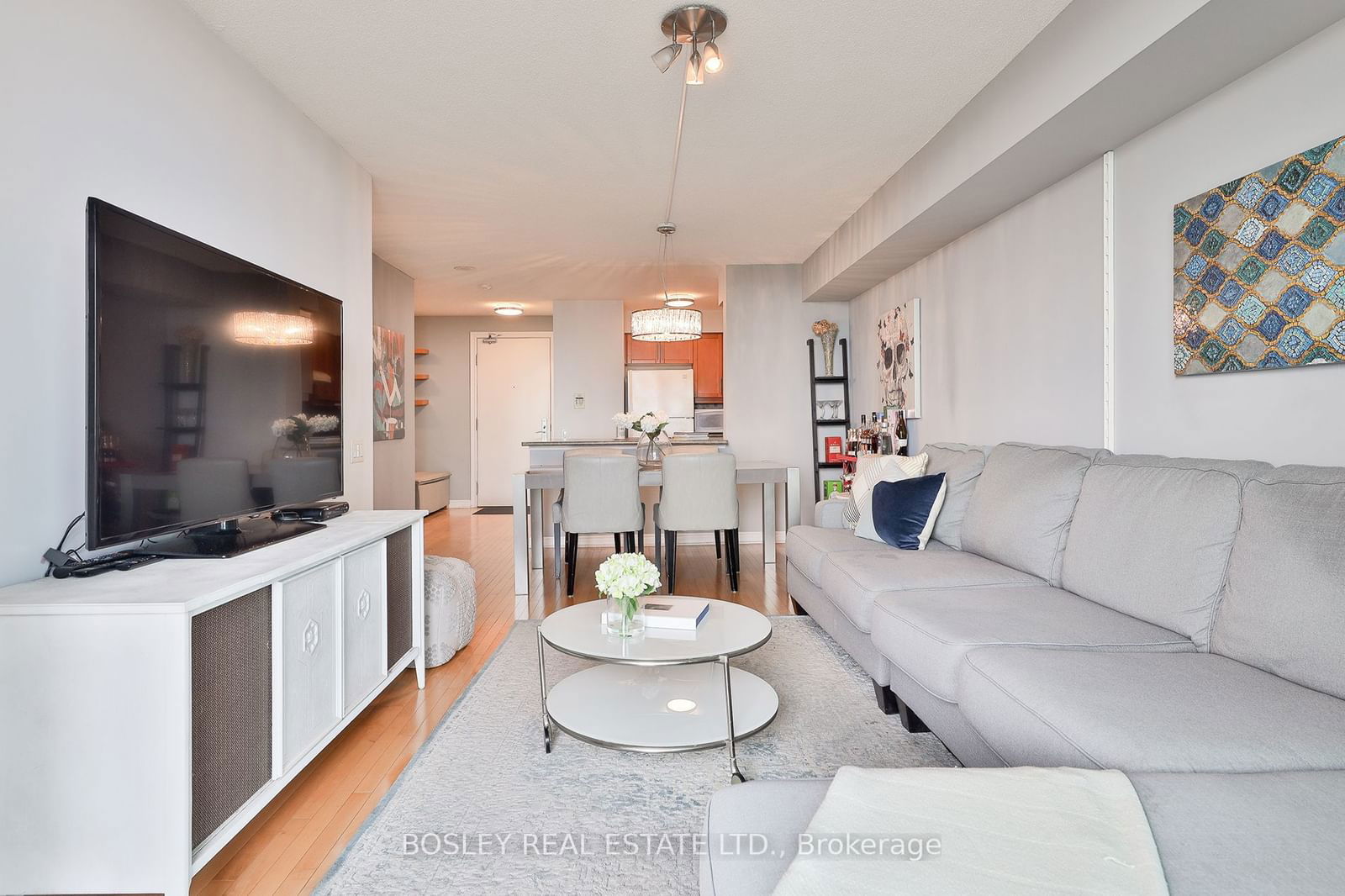 61 Town Centre Crt E, unit 2201 for sale - image #3