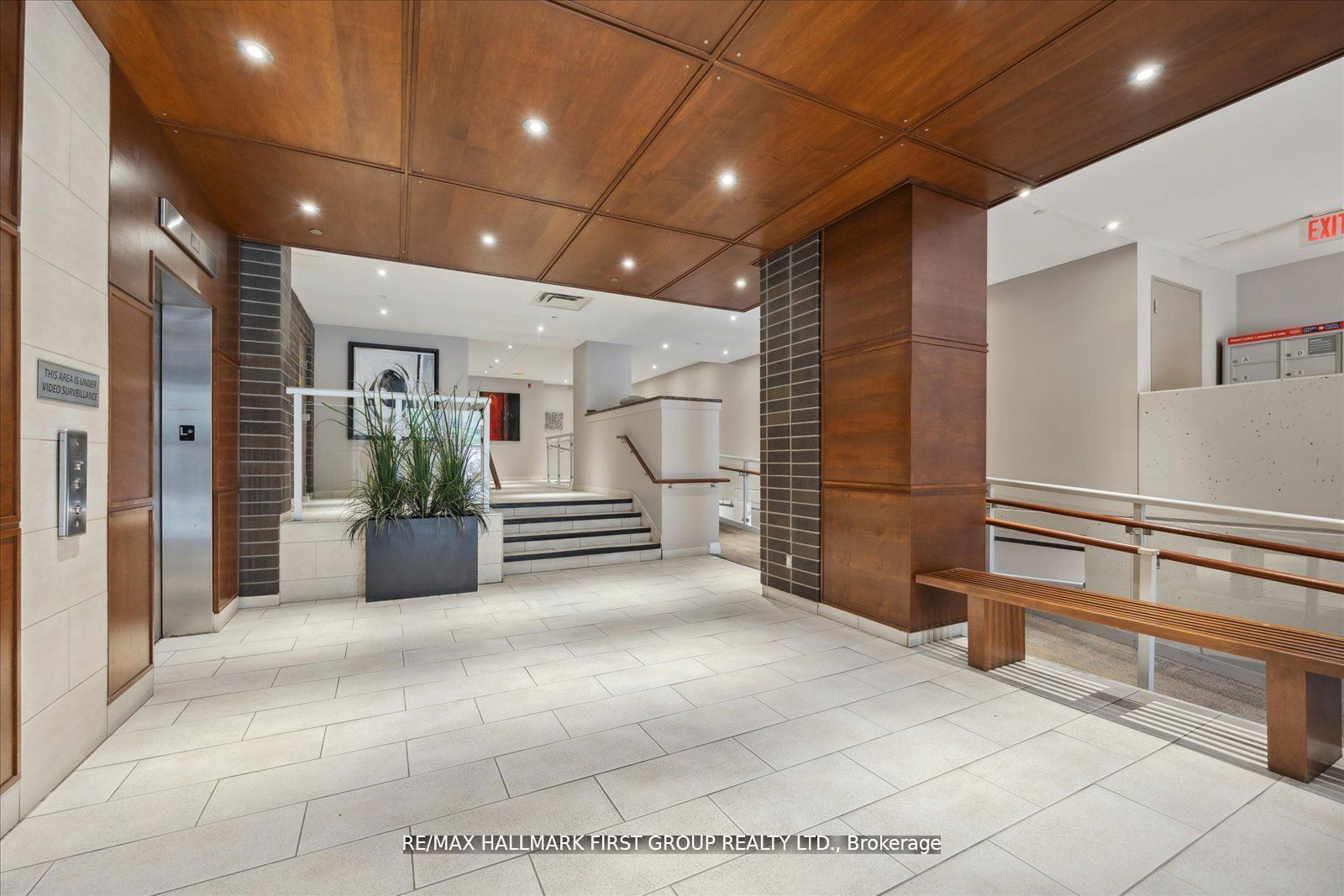 44 Bond St, unit 602 for sale - image #5