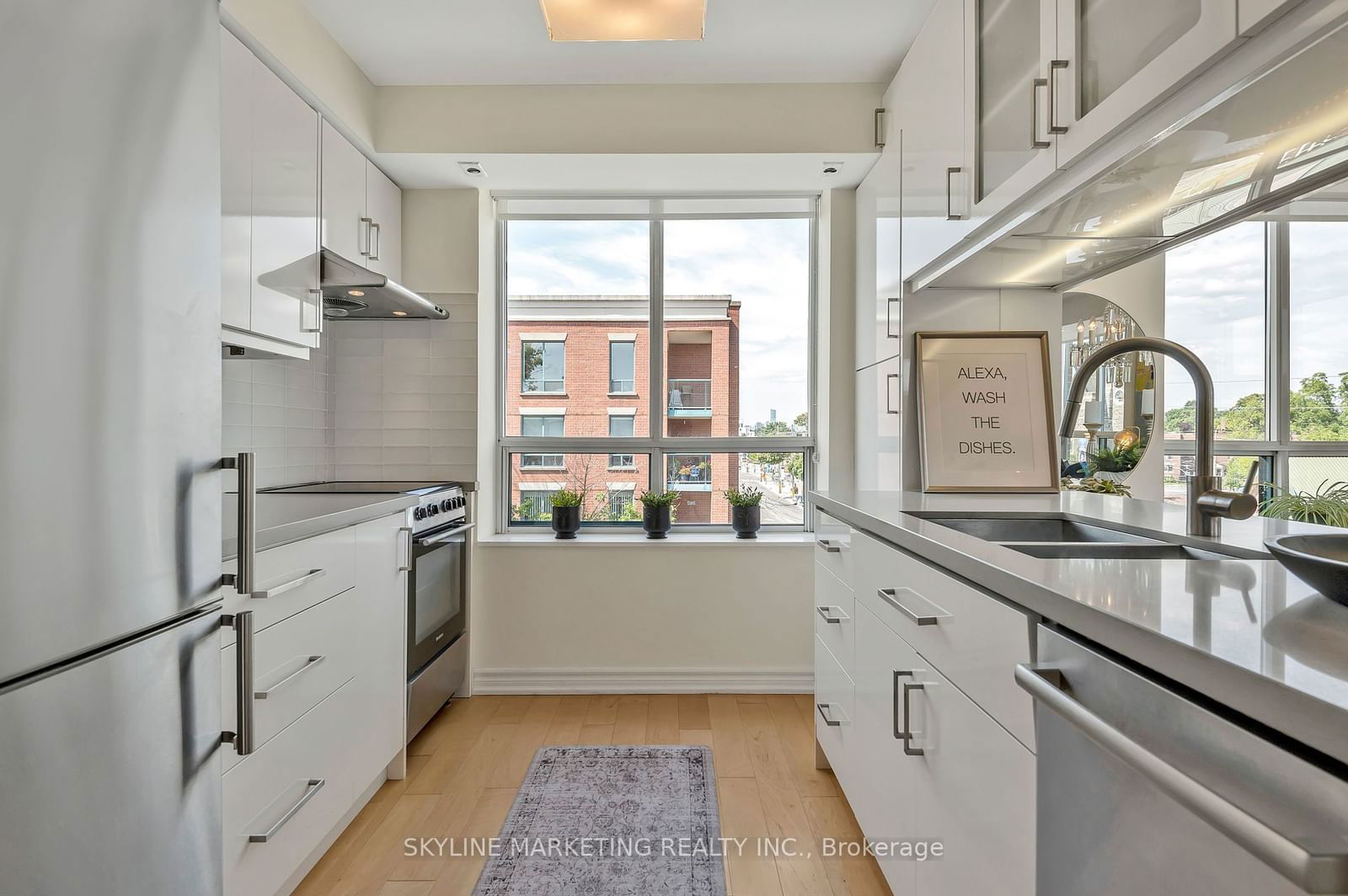 1765 Queen St E, unit 404 for sale - image #3