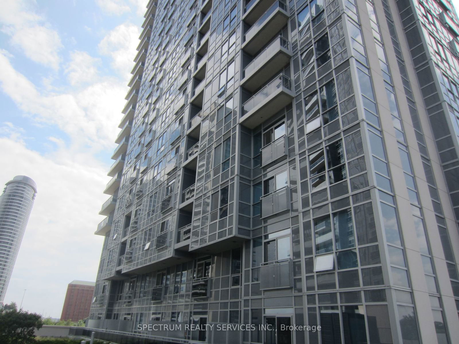 255 Village Green Sq, unit 309 for rent - image #1