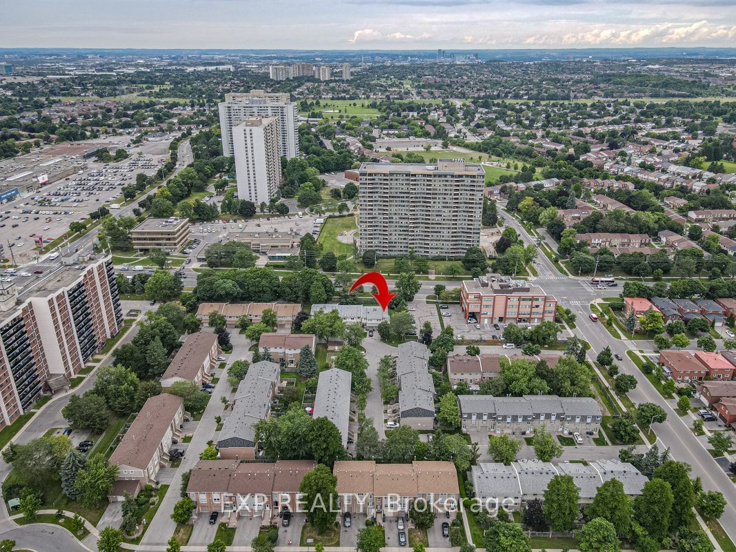 1290 Bridletowne Circ, unit 54 for sale - image #8